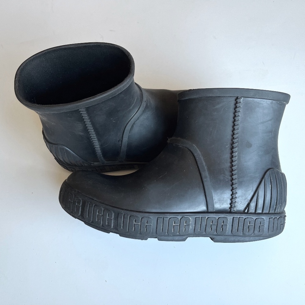 Ugg Kids Drizlita Rain Boots Size 1